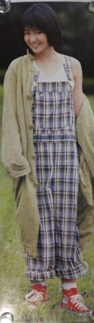 水谷麻里全身ポスター