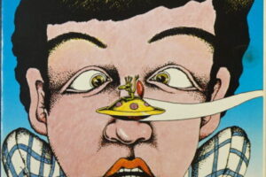1970～80年代を中心としたUFO・空飛ぶ円盤・異星人関連の書籍をまとめてお譲りいただきましたのでご紹介します。 テレビや雑誌で盛んにUFO特集が組まれていた昭和のオカルトブームを象徴するような内容で、当時の熱気がそのまま詰まったコレクションでした。 現在ではUFOの実在そのものよりも、「昭和オカルト文化の資料」として収集する愛好家が多く、状態の良いものや写真資料の豊富な本は高く評価されることがあります。 『UFOはホントにUFOか ― 誰も書けなかったUFOの真相』 並木伸一郎 まず目を引くのがこちらの一冊です。 日本を代表するUFO研究家として知られる並木伸一郎氏による著作で、単純に「UFOは存在する」と主張するだけでなく、目撃例や写真、軍事技術、自然現象など様々な角度から検証を試みた内容です。 昭和後期のオカルトブームを支えた人物の著作ということもあり、現在でも一定の人気があります。 なぜ中古価格が高いのか 今回の中でも特に市場価格が高いのがこの本です。 理由としては、 発行部数が比較的少ない GO! booksシリーズ自体の現存数が少ない 並木伸一郎氏の初期著作として人気がある UFO研究史を知る資料として需要がある コレクターが探している割に流通が少ない という点が挙げられます。 現在のUFO研究というより、「昭和のUFOブームそのものを記録した歴史資料」として評価されている面が大きい一冊です。 『UFO日本侵略』 タイトルからして非常に昭和らしいインパクトがあります。 1970年代から80年代にかけて流行した「宇宙人来襲」「地球侵略」系の仮説をテーマにした一冊で、冷戦時代特有の不安感や終末思想とも重なる内容となっています。 当時はテレビ番組や学習雑誌でもこうしたテーマが頻繁に扱われており、その時代背景を感じさせる資料です。 派手な表紙デザインもコレクター人気の理由のひとつです。 『世界のUFO写真集』 UFO関連書籍の中でも特に人気が高いジャンルが写真集です。 本書には世界各地で撮影されたとされる有名なUFO写真が多数収録されています。 現在では合成や誤認と考えられている写真も少なくありませんが、当時は「決定的証拠」として紹介されていました。 インターネット以前の時代に海外のUFO写真をまとめて見ることができた貴重な資料であり、資料価値の高さから今でも人気があります。 『衝撃のUFO 過去・現在・未来』 UFO現象を歴史的に整理した資料集的な一冊です。 古代の飛行物体伝説から近代の目撃例までを幅広く扱っており、当時の研究者や愛好家がどのような考え方をしていたのかがよく分かります。 表紙の異星人イメージも非常に時代を感じさせます。 現在では「グレイ型宇宙人」が一般化していますが、そのイメージ形成の過程を知るうえでも興味深い資料です。 『UFO写真集1 世紀の謎〈空飛ぶ円盤〉の記録』 こちらも写真資料を中心に構成された一冊です。 コスモ別冊らしい大型判で、多くの目撃写真や海外の資料を掲載しています。 UFO本の世界では文章よりも写真資料の価値が重視されることが多く、こうした写真集はコレクターからの需要が根強くあります。 特に状態の良いものやシリーズ揃いになると評価が高くなる傾向があります。 『UFOと異星人の謎 今、真実を明らかにする』 1980年代オカルトブームを象徴するような一冊です。 UFOだけでなく異星人遭遇事件や古代文明、宇宙人文明なども取り上げており、当時の超常現象ブームの雰囲気が色濃く残っています。 現在読むと内容以上に「当時の人々が何に夢中になっていたのか」が伝わってくる点が魅力です。 UFO本は「信じる・信じない」を超えた収集ジャンル これらの本は現在の科学的評価とは別に、 昭和オカルト文化 テレビ特番ブーム 矢追純一ブーム 学研ムー創刊期 超能力・ノストラダムス・UMAブーム といった時代背景を物語る資料として収集されています。 そのため現在の中古市場では「UFOが本物かどうか」よりも、 初版か 写真掲載数 状態 人気研究家の著作か 発行部数が少ないか といった要素で価値が決まることが少なくありません。