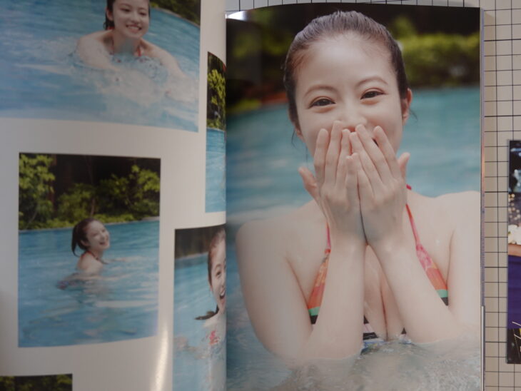 直筆サイン入り 今田美桜写真集『LAST SHOT ラストショット』